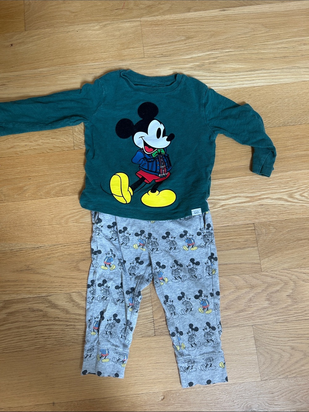 Gap Disney Mickey Set